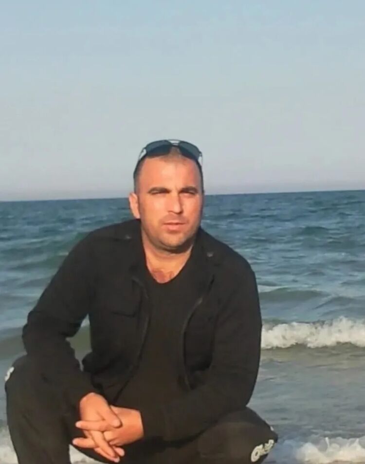  48755867  , 46 ,    