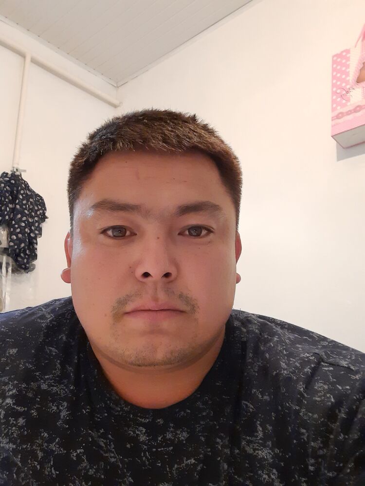  ,   Nurlan, 32 ,   ,   