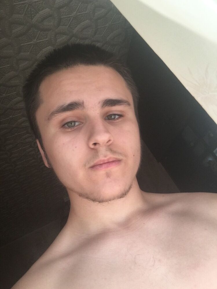  22198017  , 22 ,    