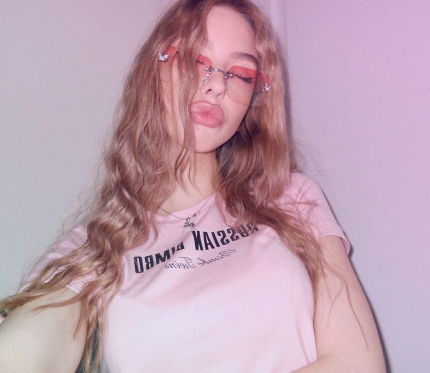  52063257  , 26 ,    -