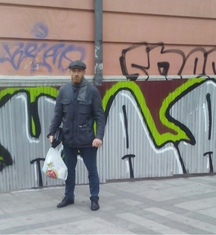  33528487  , 38 ,    