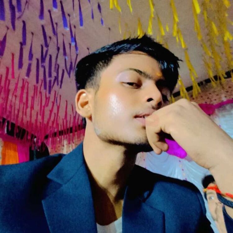  53278657  Shaan, 20 ,    Deleted