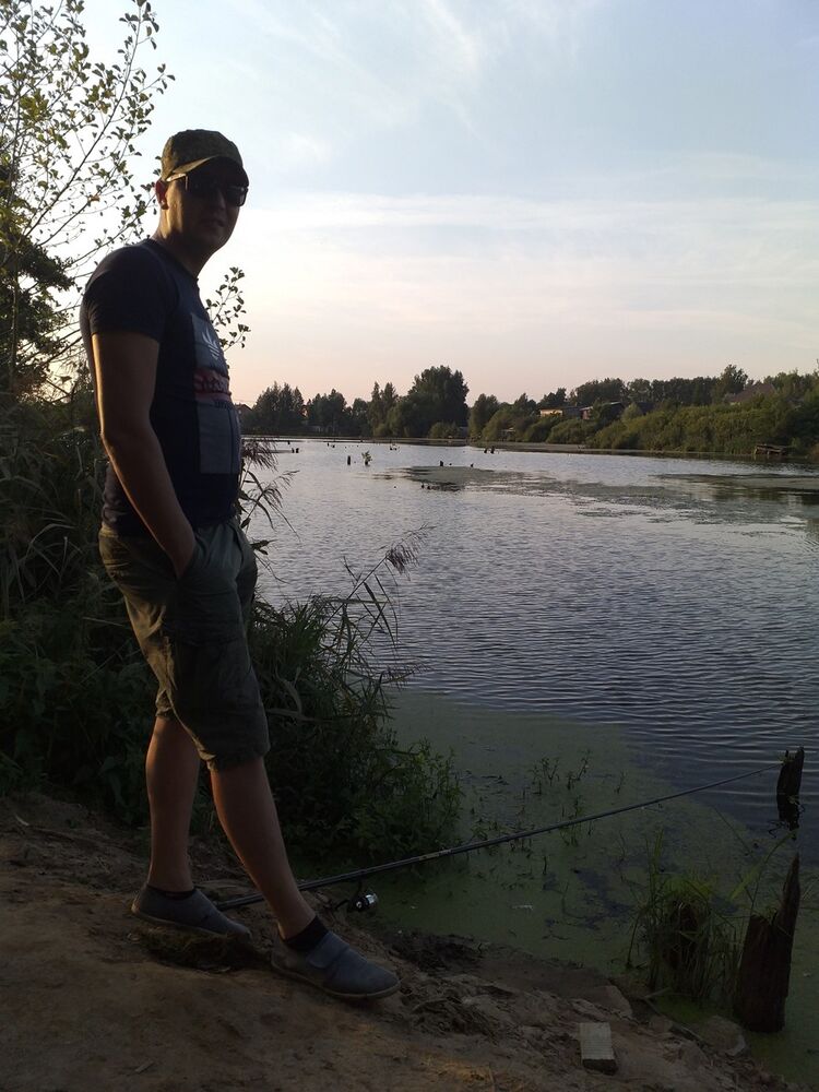  ,   Pavel, 33 ,   ,   , c 