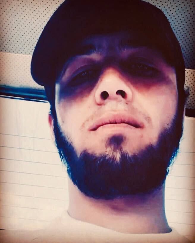  51177967  Karomatillo, 24 ,    