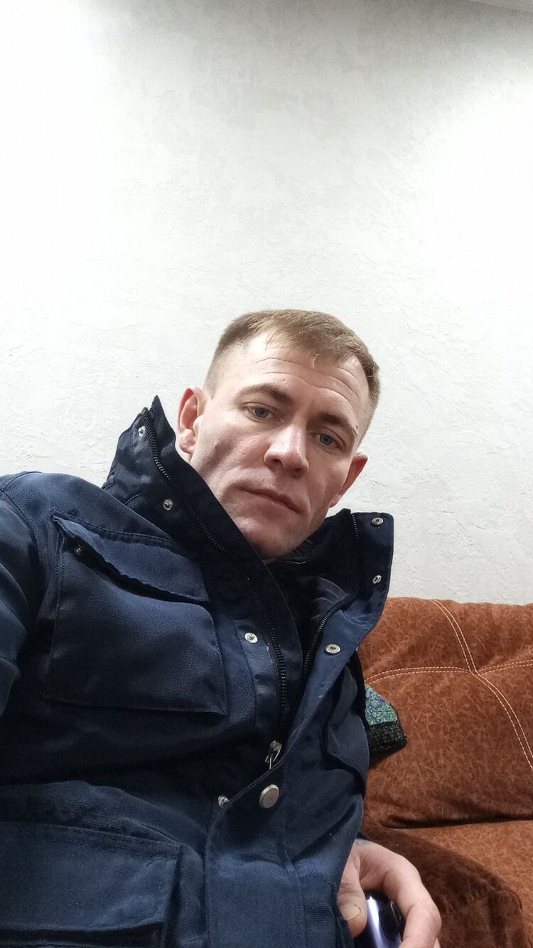  52193287  Alexandr, 37 ,    