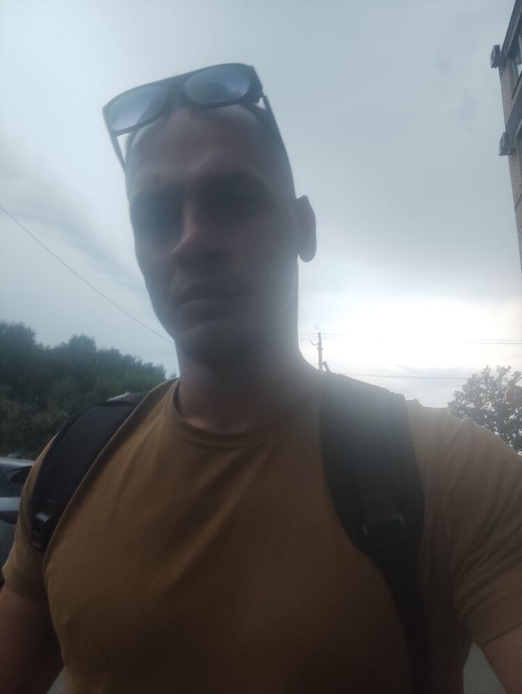  52584847  , 34 ,    