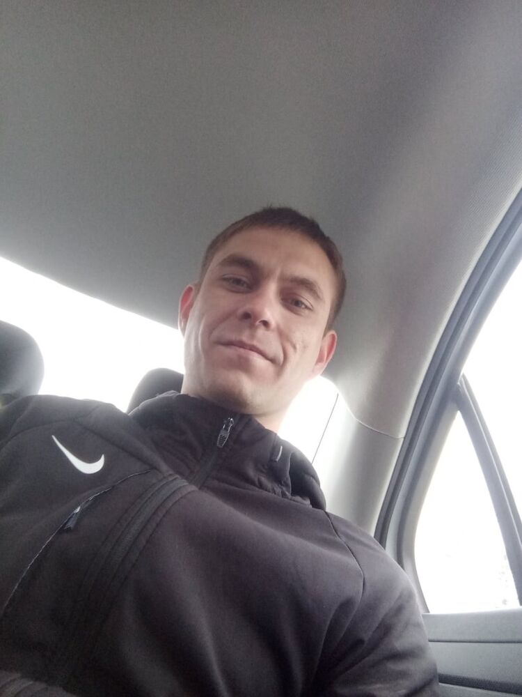 48005427  Ivan, 27 ,    
