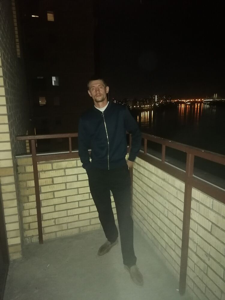  53329777  , 35 ,    -