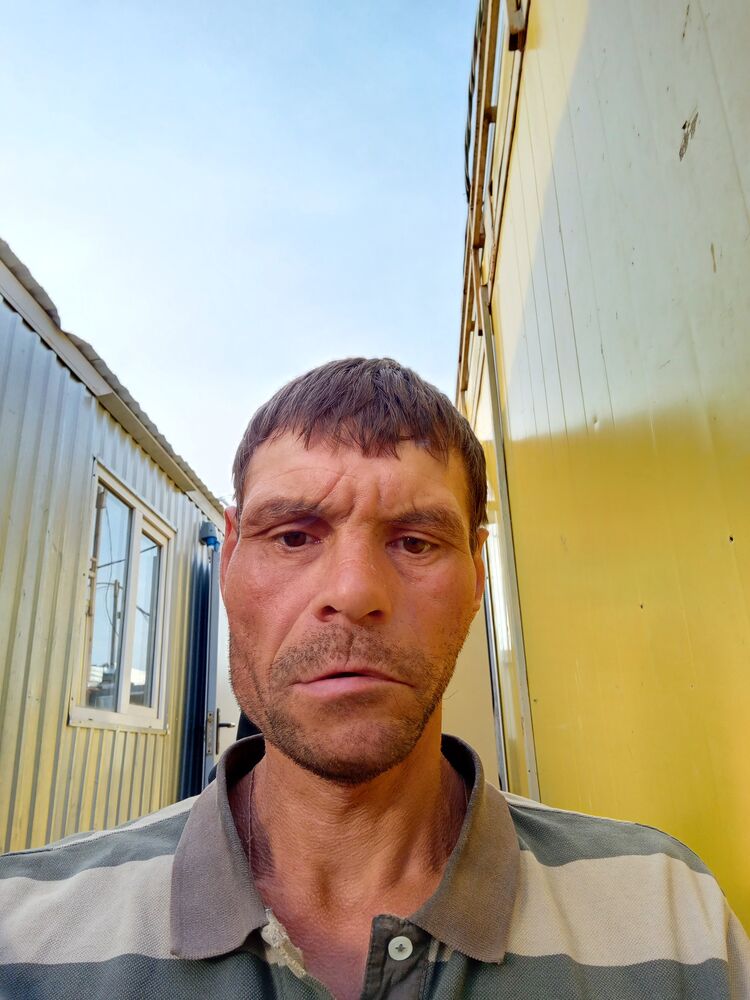  44777887  Vadim Noskov, 43 ,    