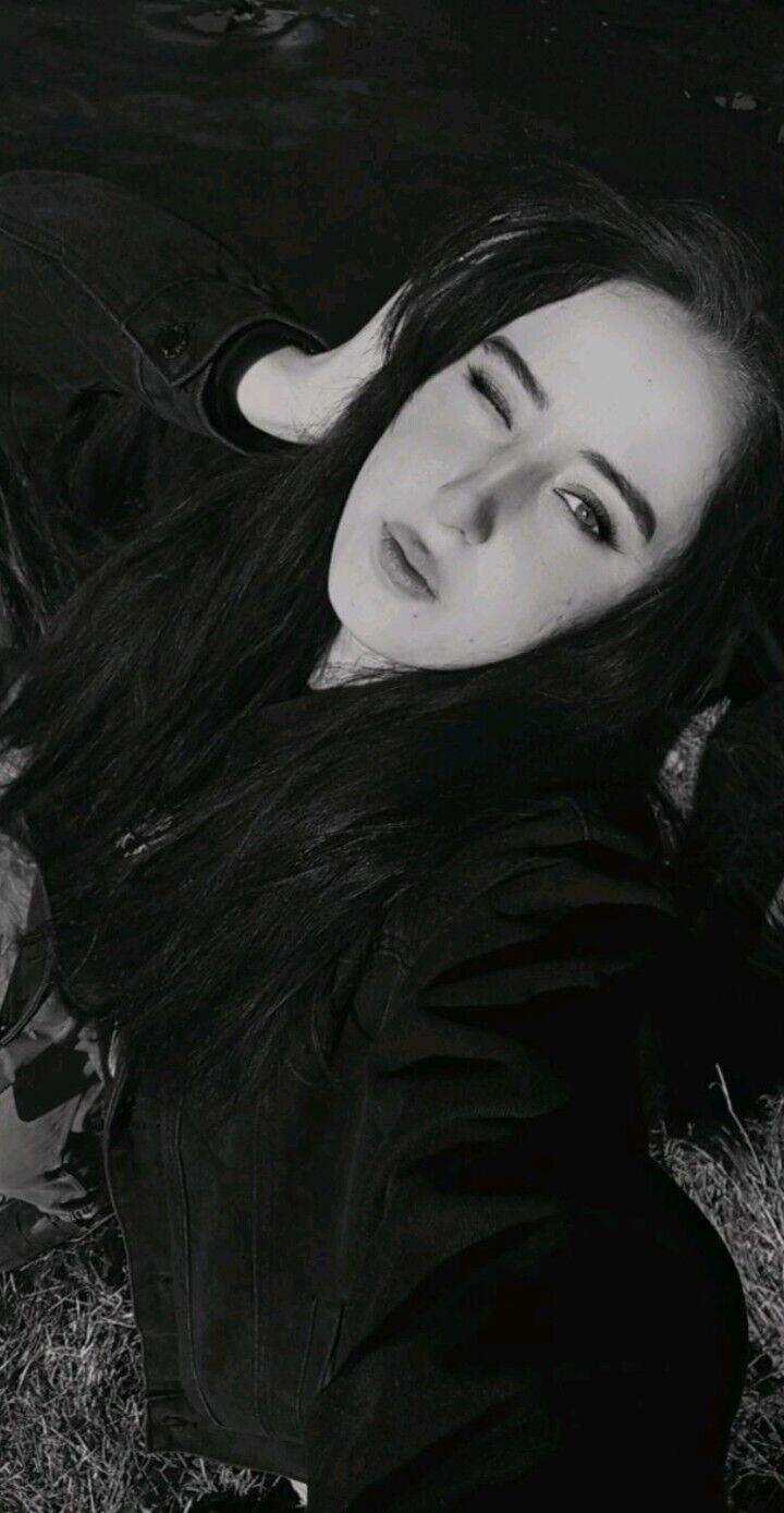  48888597  , 22 ,    