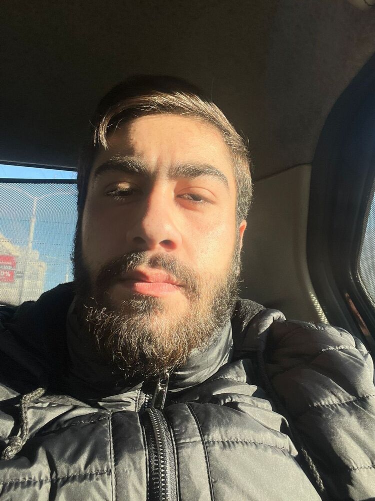  48272827  , 23 ,    