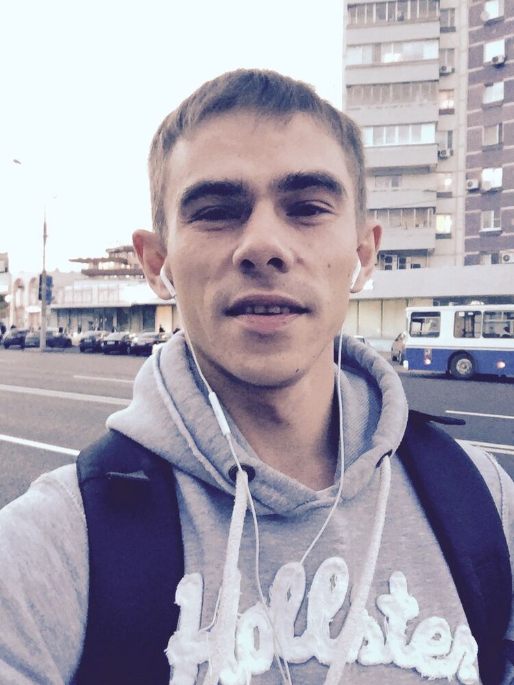  ,   Denis, 38 ,   ,   , c 