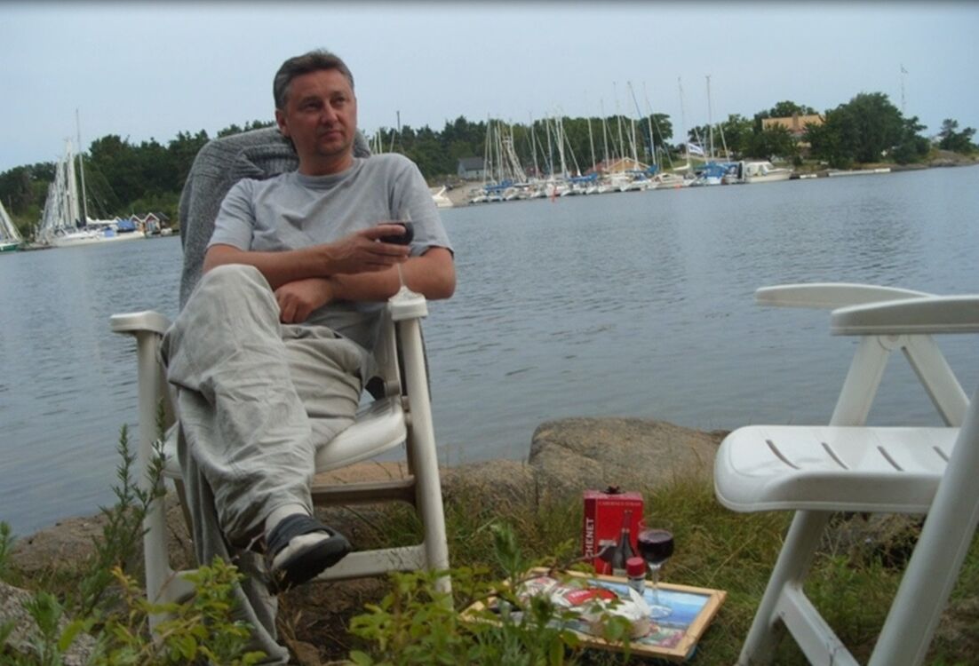  8598757  , 56 ,    -