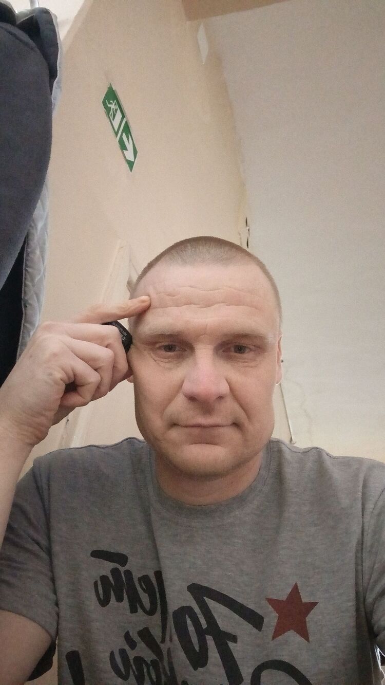  49579357  , 38 ,    