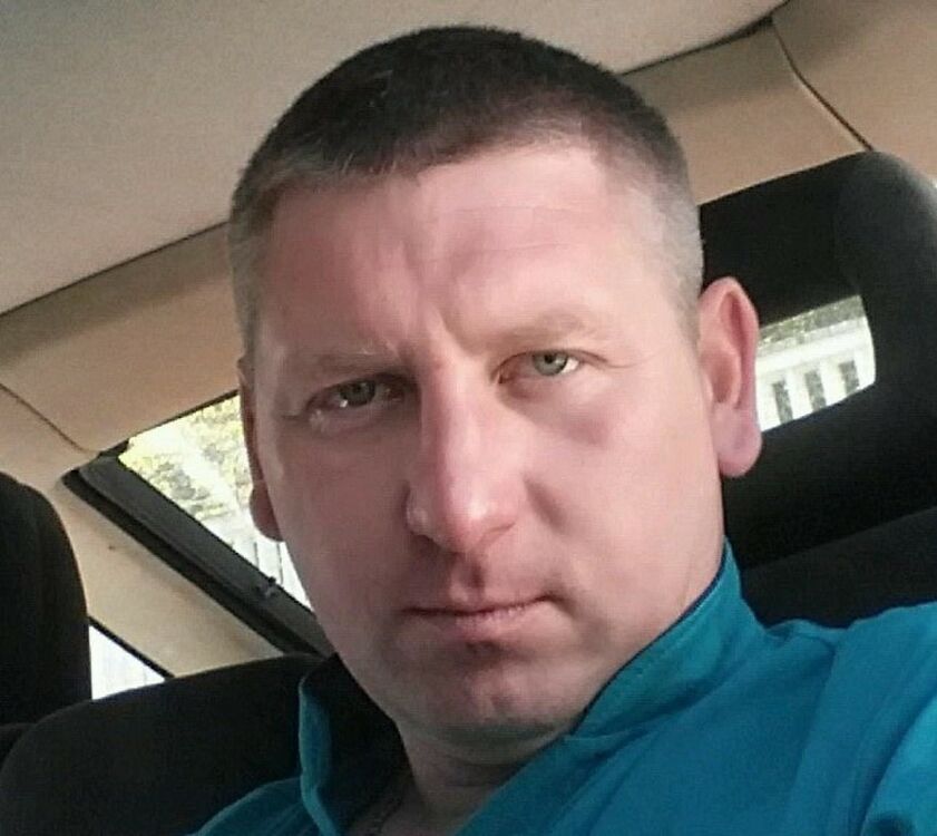  9617527  , 42 ,    