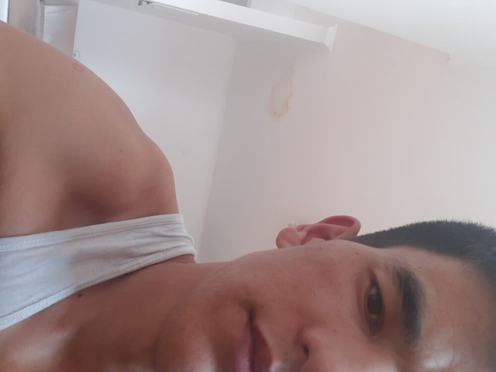  20999417  , 32 ,    