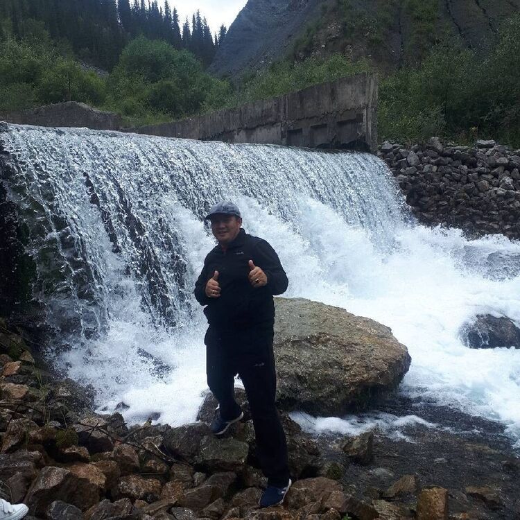  ,   Aitnur, 43 ,   ,   
