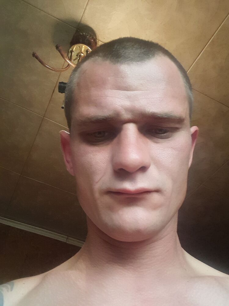  35411717  Vlad, 32 ,    -