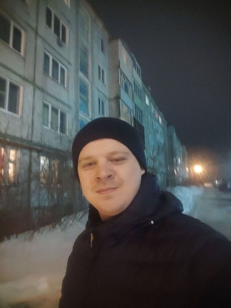  ,   Aleksey, 32 ,   c 