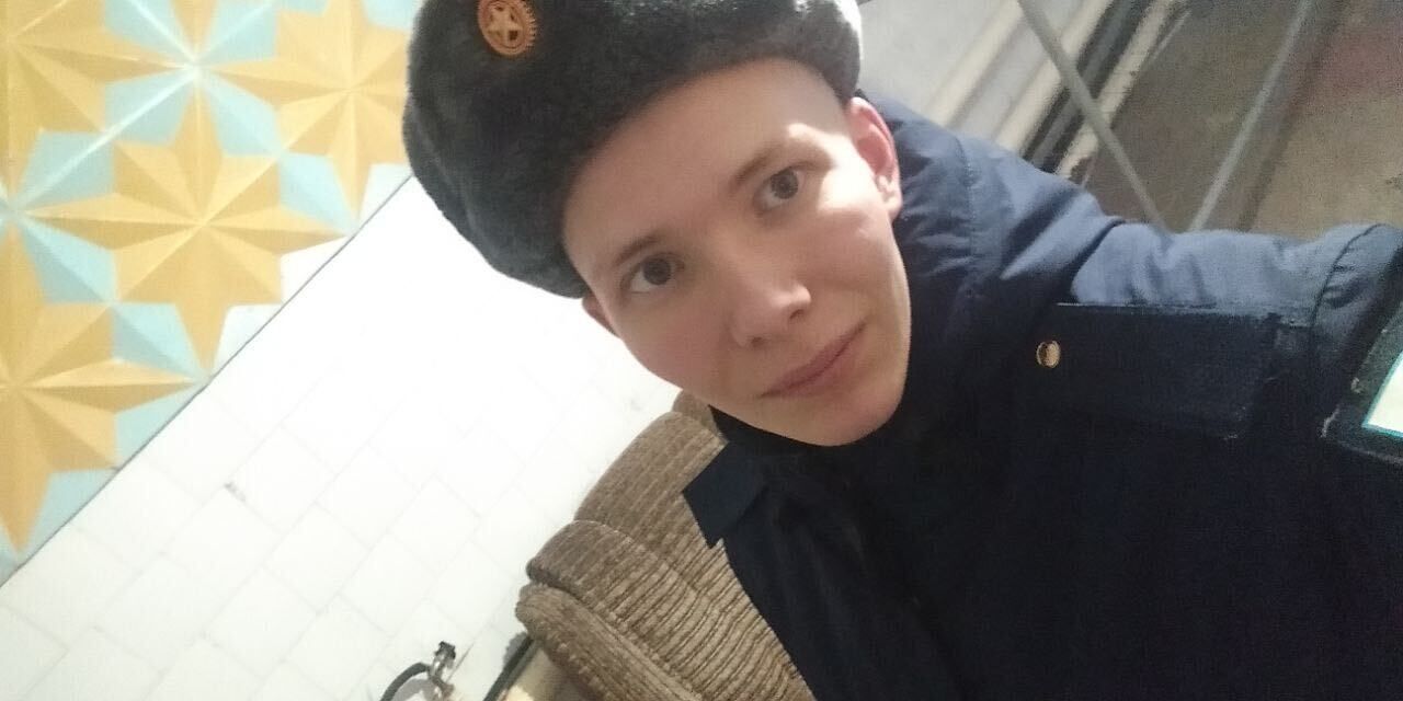  32428587  , 23 ,    