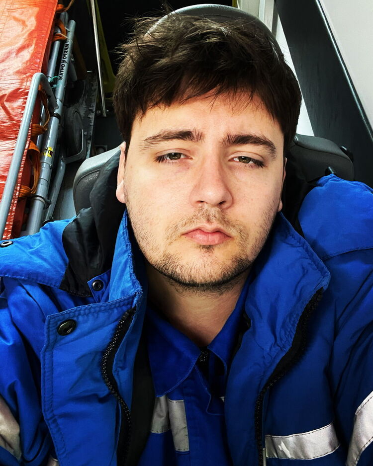  41750967  , 28 ,    