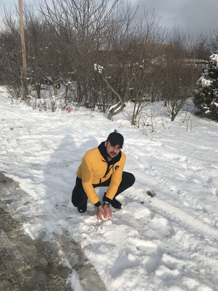  28860947  , 33 ,    