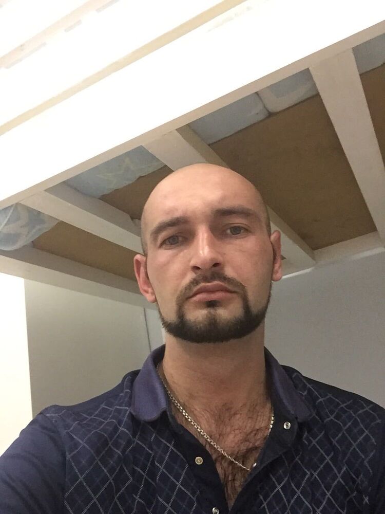 25918937  , 34 ,    