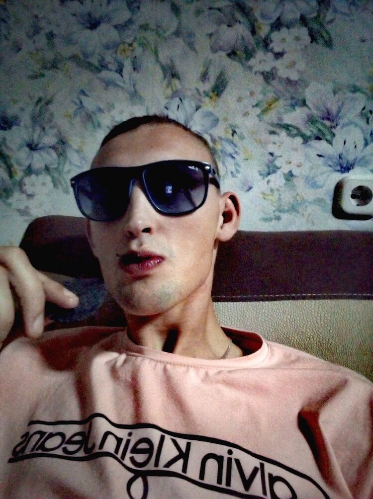  49860277  , 31 ,    