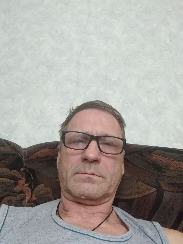  24425107  Andrei, 56 ,    