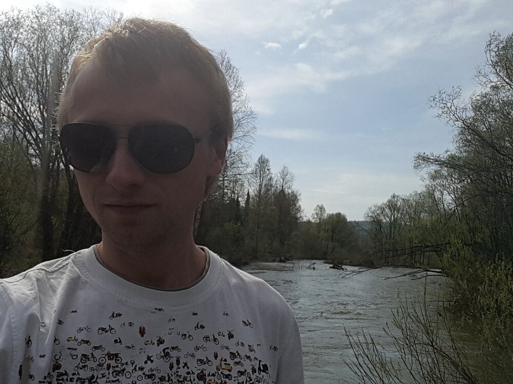  ,   Alex, 35 ,   
