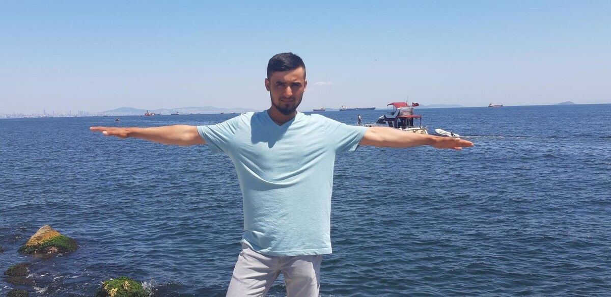  Kadikoy,   Abdulloh, 30 ,   ,   , c 