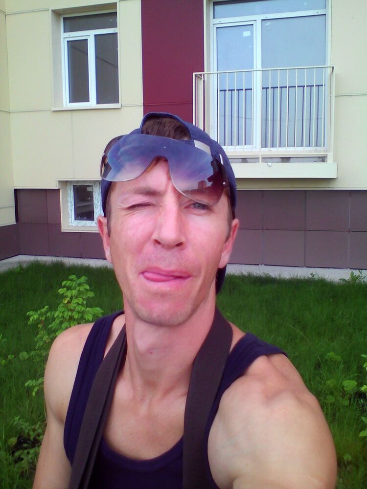  8074747  Aleks, 39 ,    