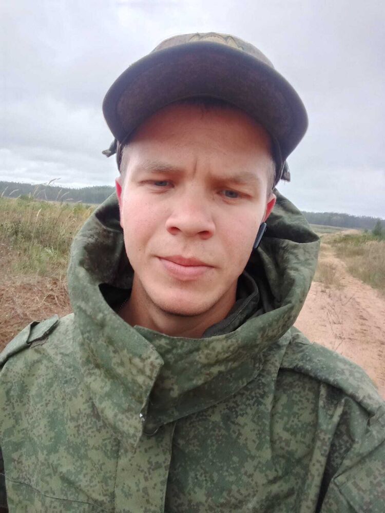 ,   Kirill, 24 ,   ,   , c , 