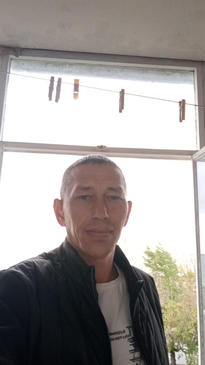  46853277  , 43 ,    
