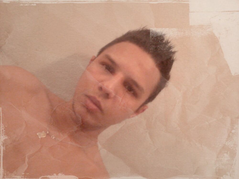  ,   Mehdi, 32 ,   , 
