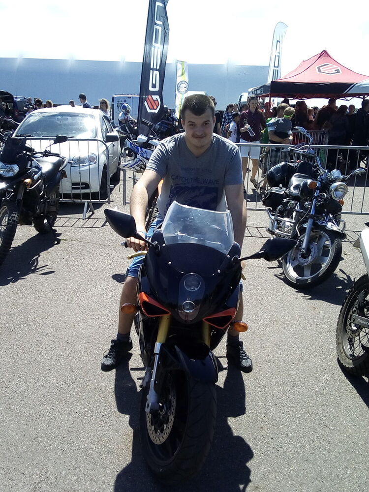  15099327  Alex Alex, 27 ,    