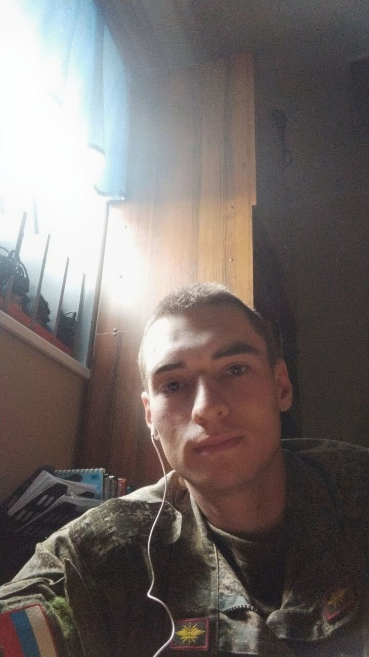  43225557  , 22 ,    