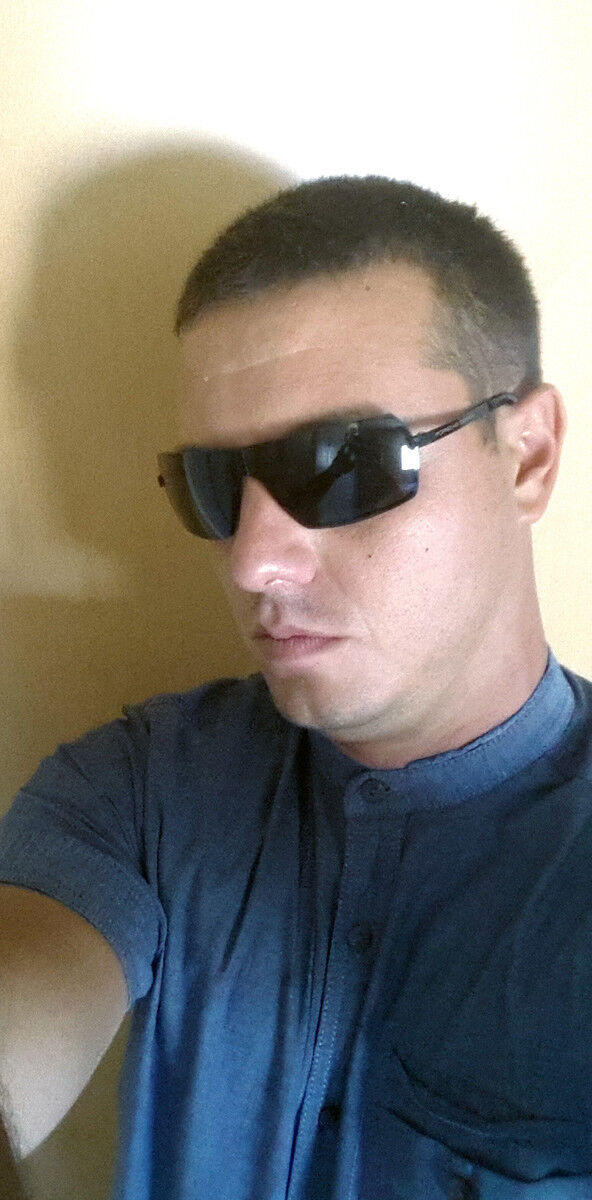  ,   Fox07, 42 ,   ,   , c , 