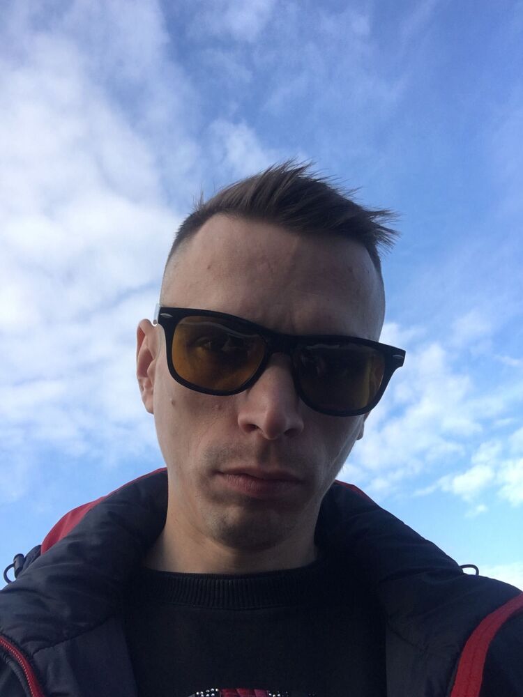  30537857  , 36 ,    