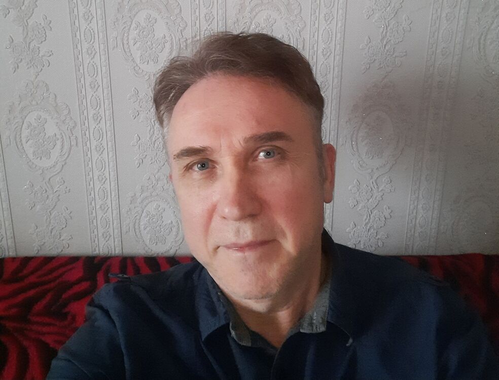  53500217  Dima, 56 ,    