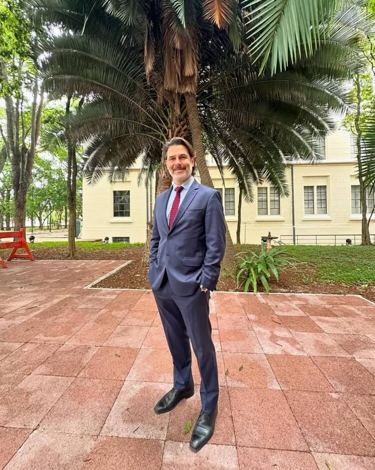 Bellville,   Dr Fernando, 54 ,   ,   , c , 