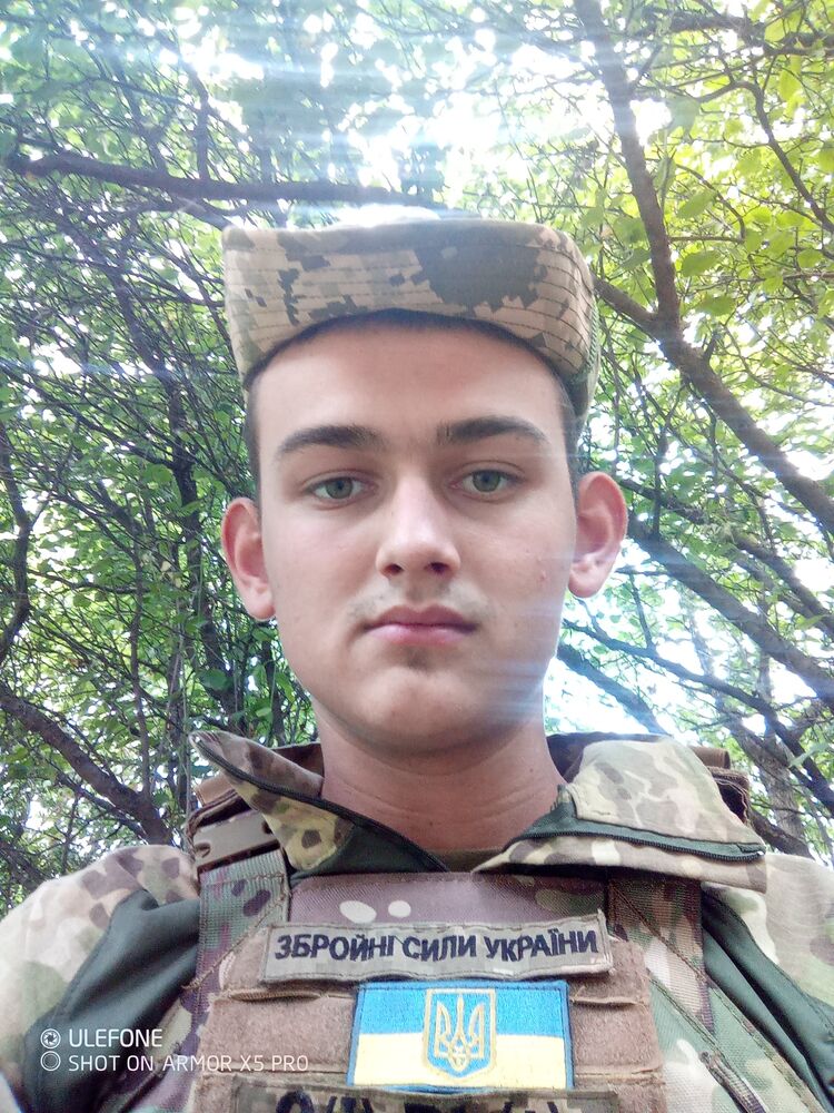  ,   Vitaliy, 22 ,   ,   