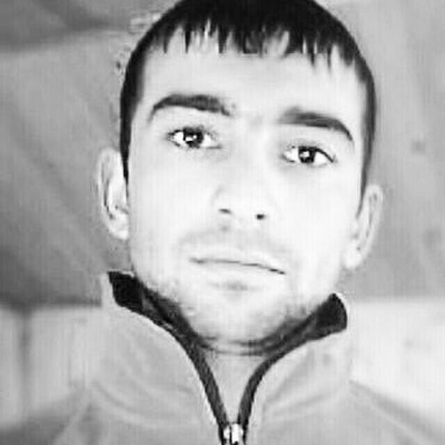  30425497  , 37 ,    
