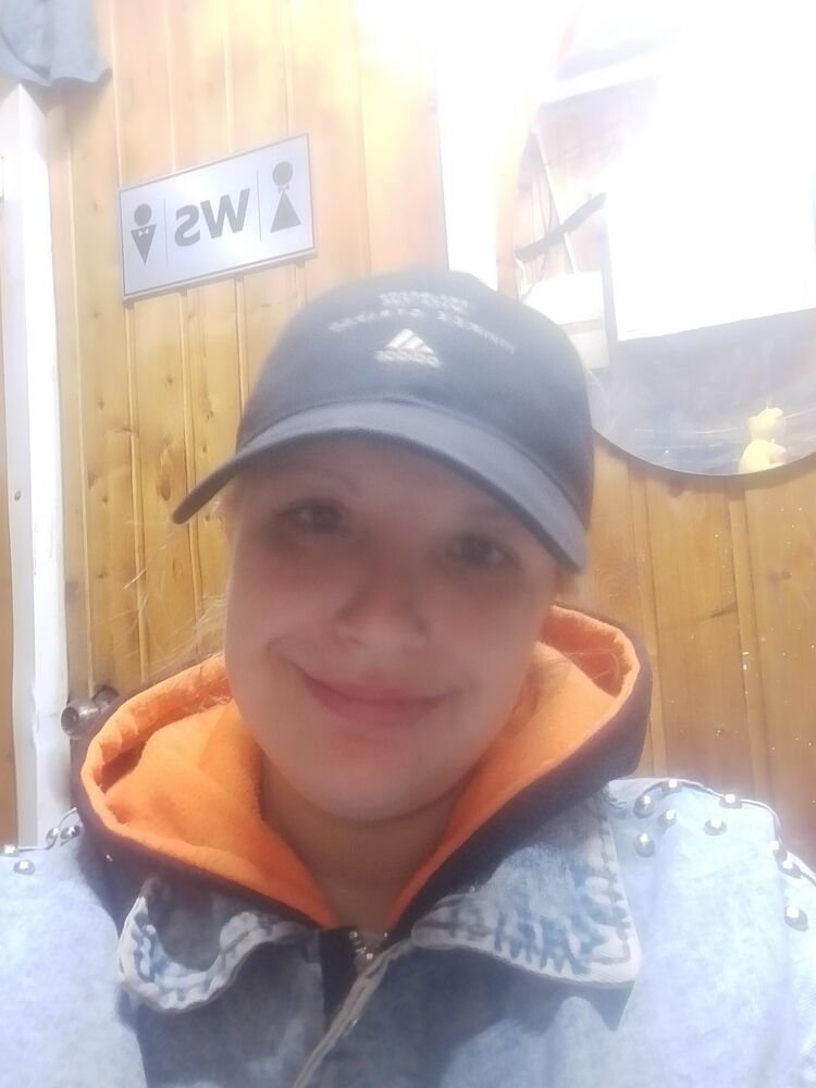  47041037  , 32 ,    
