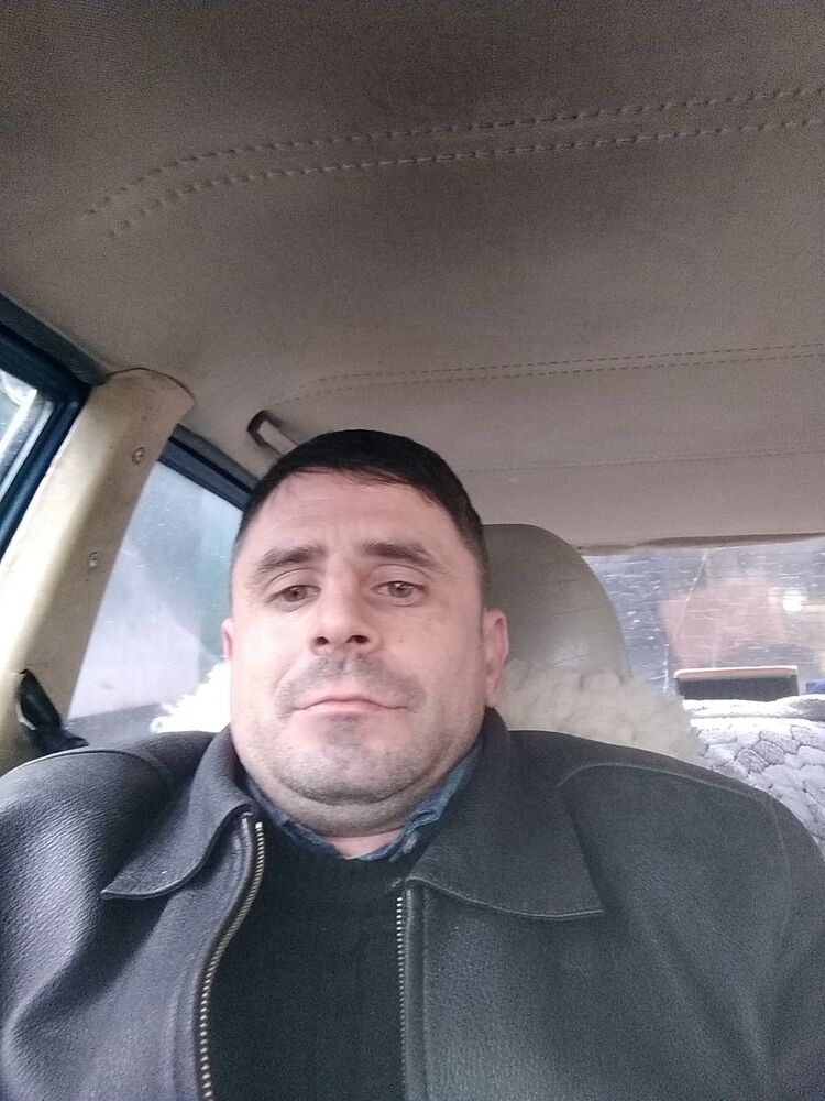  ,   Dmitrii, 40 ,   ,   , c 