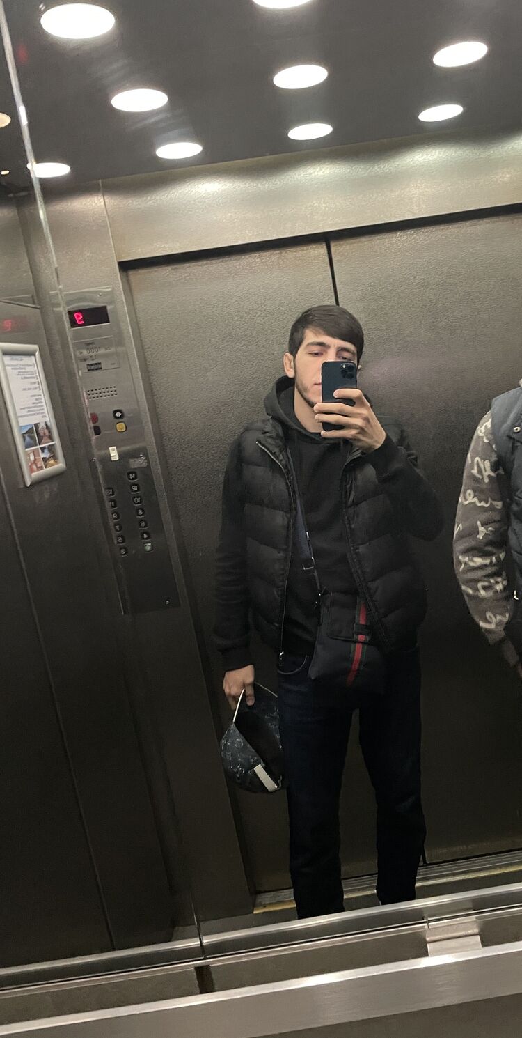  31747077  Kk, 27 ,    