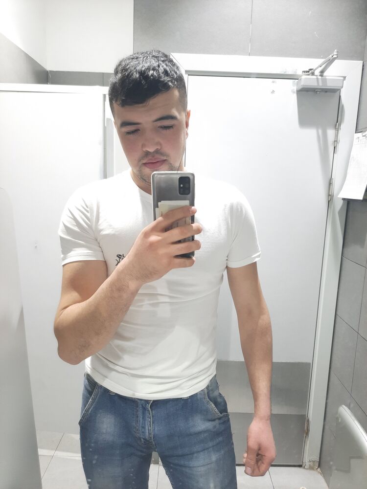  42869657  , 29 ,    