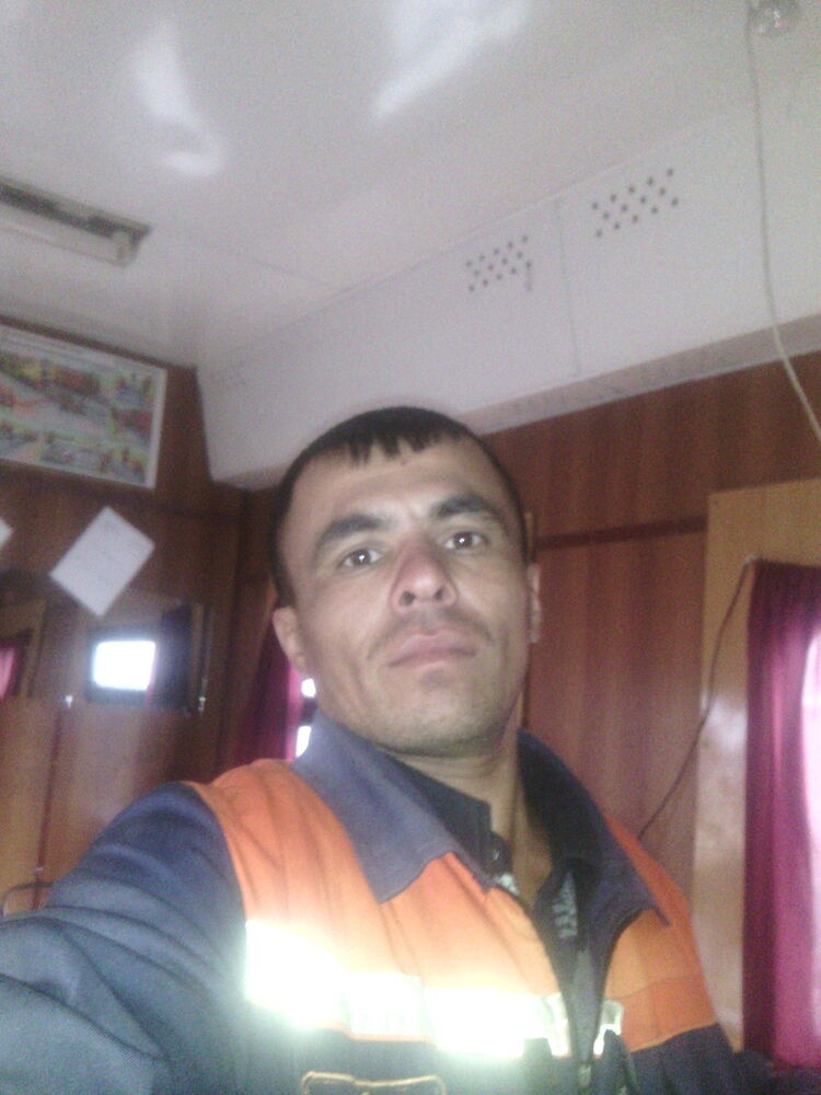  8327157  Avazbek, 41 ,    