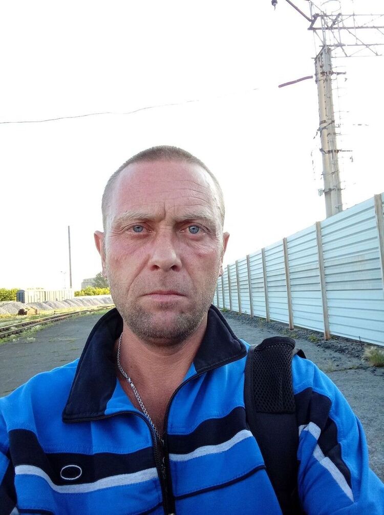  28529927  , 43 ,    