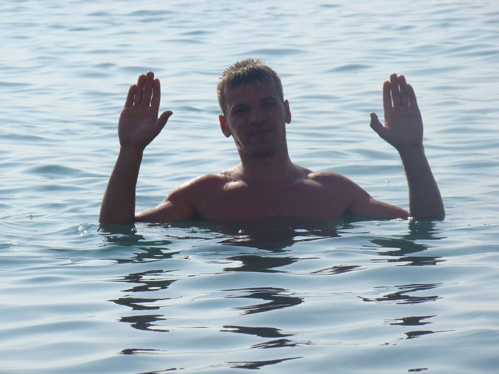  ,   Artem, 39 ,     , c 